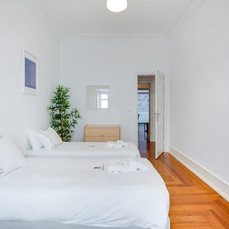 Apartament Family Comfort In Principe Real Ac And Parking Lizbona