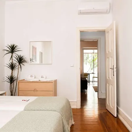 Appartamento Family Luxury In Principe Real W Parking Lisbona