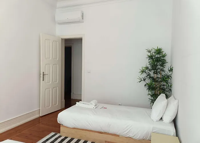 Family Luxury In Principe Real W Parking Apartment